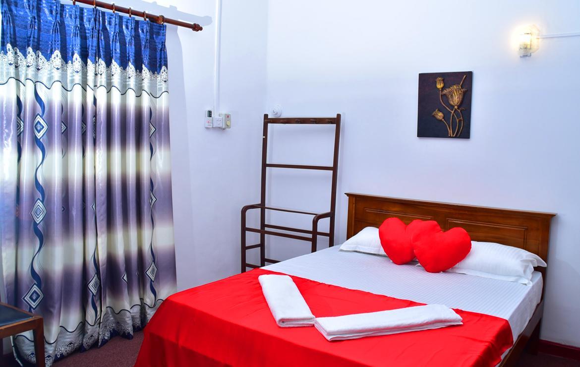 Walawwa Dutch House Hotel จา-เอลา ภายนอก รูปภาพ